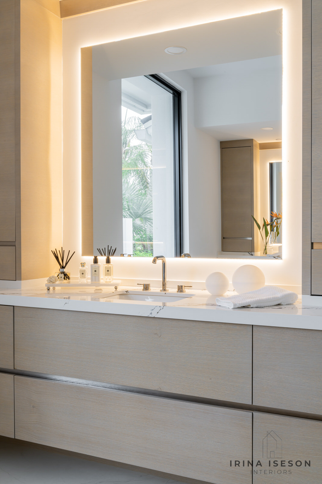 perfectly in sync master bathroom (3)